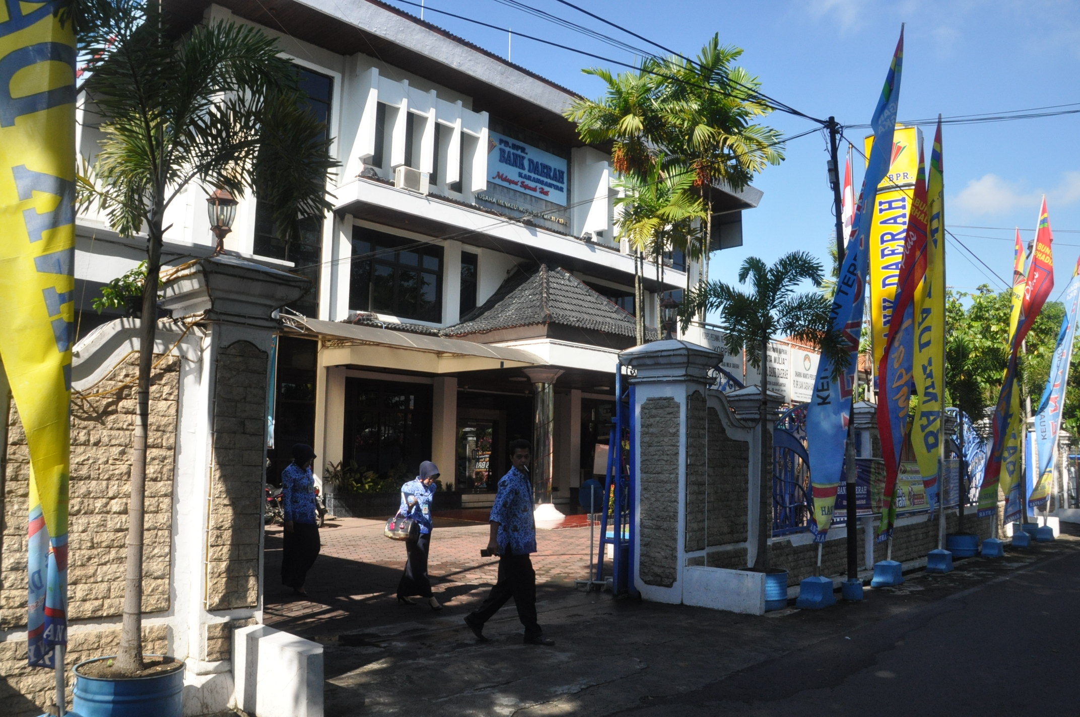 2012, Bank Daerah Karanganyar Setor Rp 2,8 Miliar