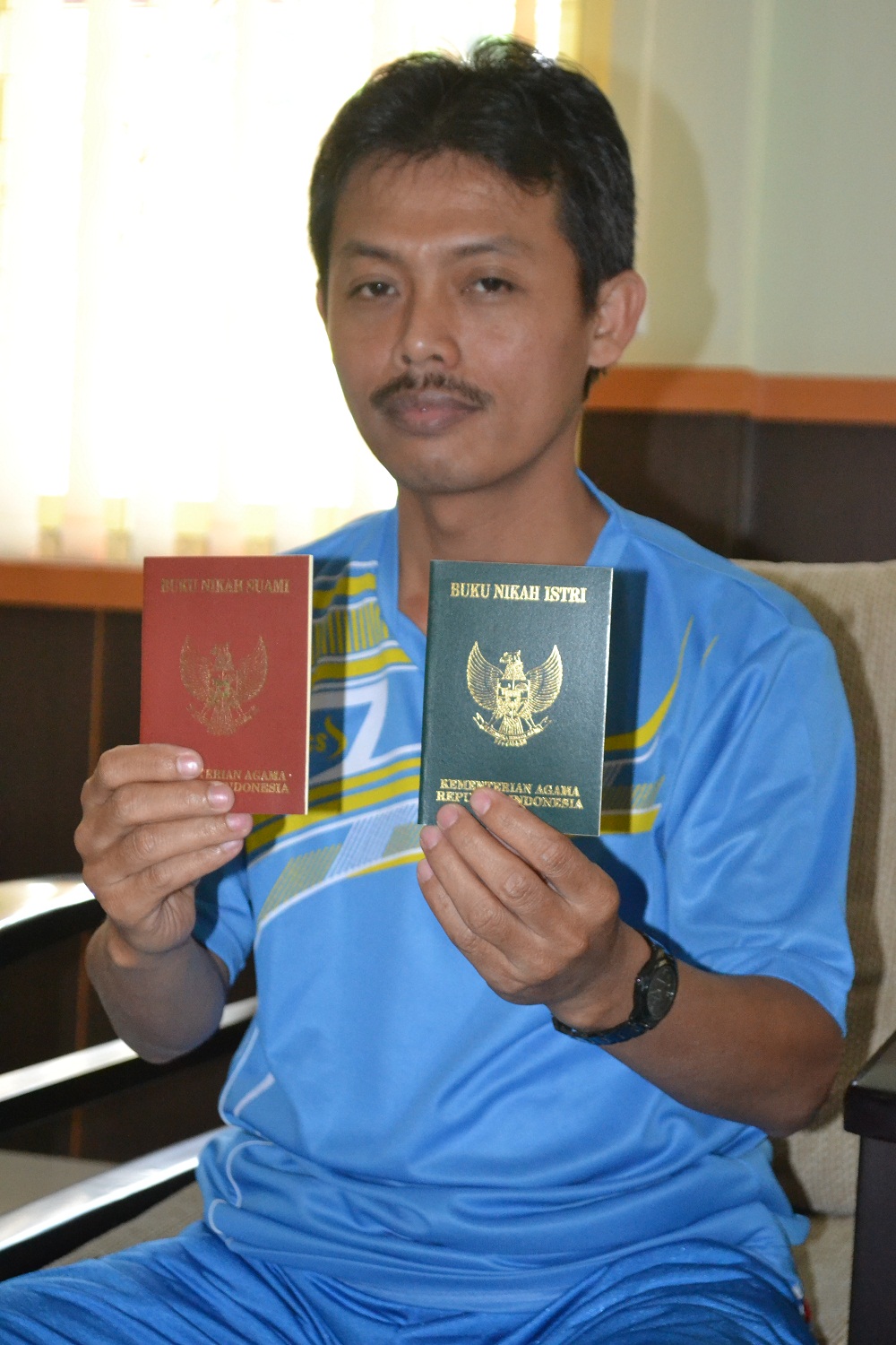 Kemenag Karanganyar : Buku Nikah Mencukupi