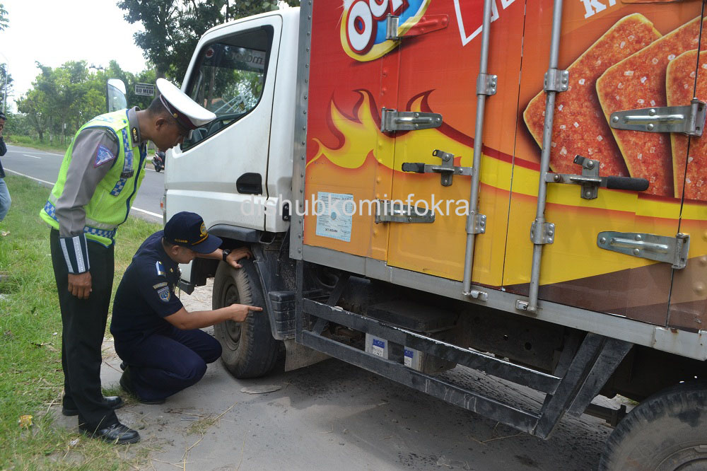 Puluhan Pengendara Bermotor Terkena Razia