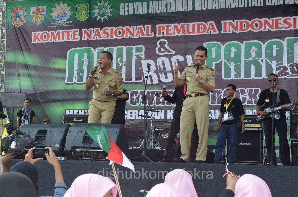 Muhi dan Rock Parade, Bupati Juliyatmono Ikut Ngerock