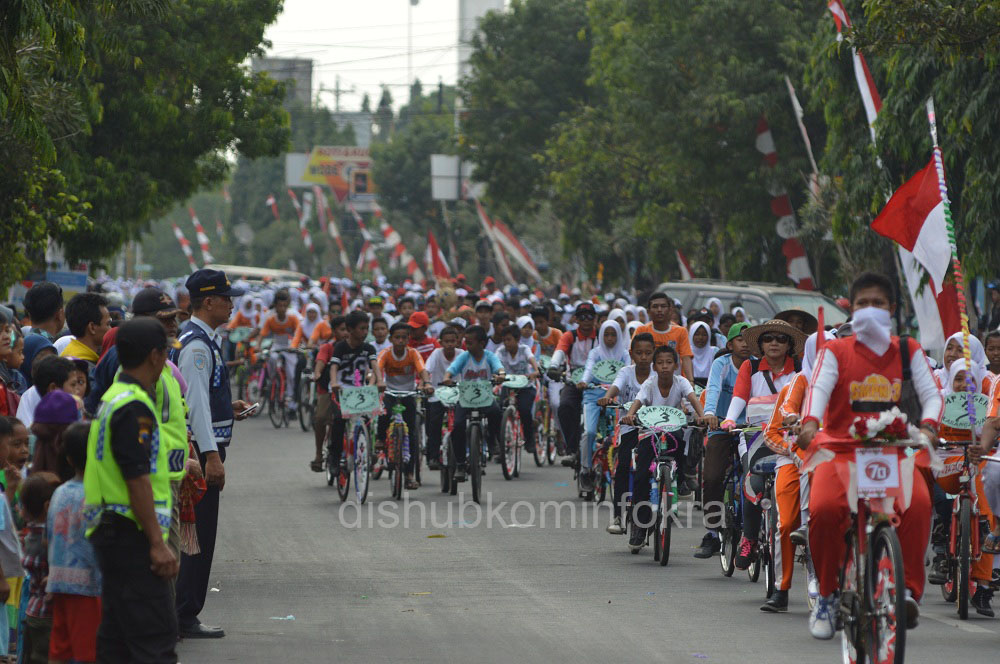 7000 Orang Ikuti Sepeda Hias
