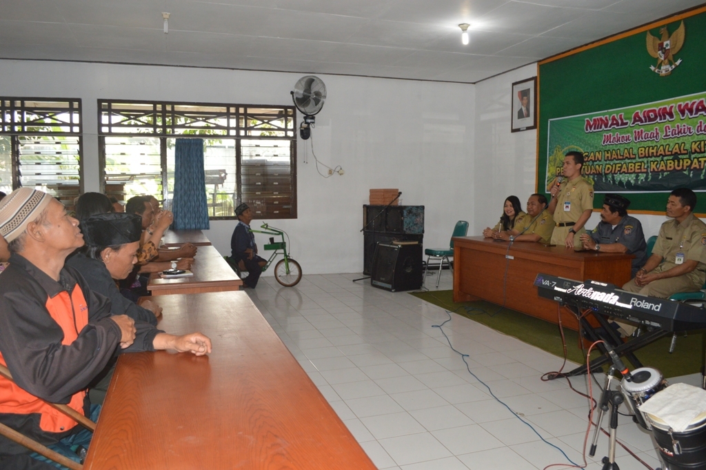 DIFABEL KAB.KARANGANYAR GELAR HALAL BIHALAL