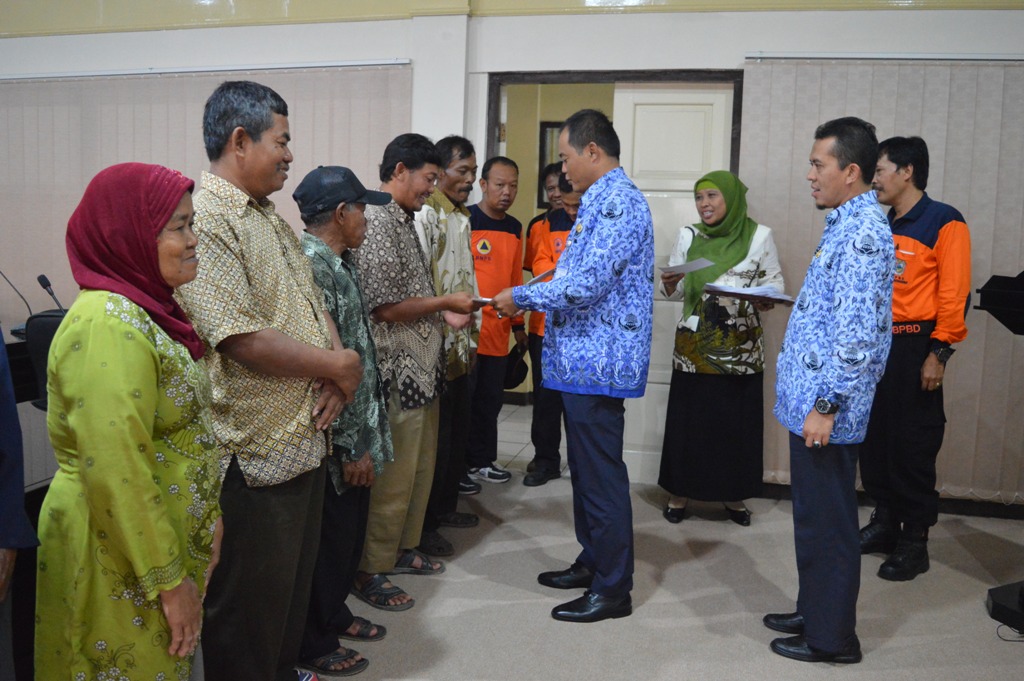 20 KK Terima Bantuan Korban Bencana