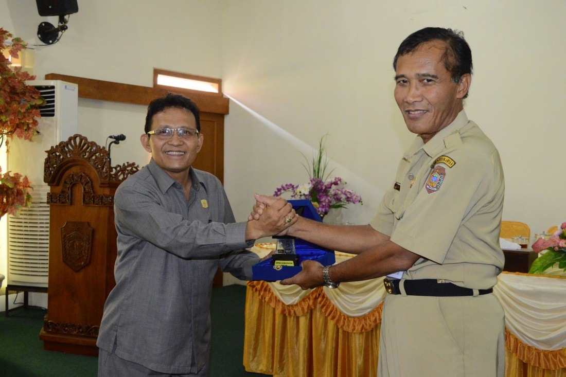 DPRD Kabupaten Solok Provinsi Sumbar Kunjungi Karanganyar