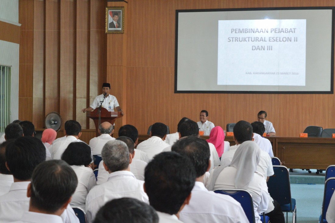 Serentak, Pejabat Struktural Eselon II dan III Karanganyar lakukan Tes Urin