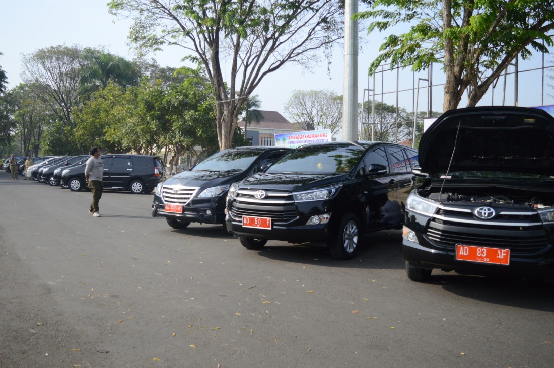 Cek Kendaraan Dinas, Sejumlah Mobil Kurang Terawat