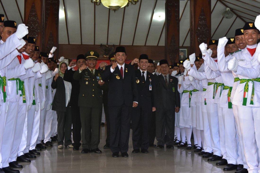 Pengukuhan Paskibraka Kabupaten Karanganyar