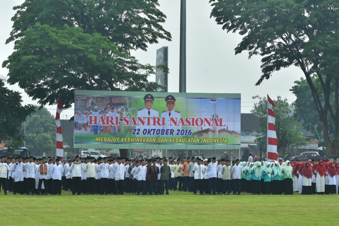Pemkab Karanganyar Gelar Apel Akbar Peringati Hari Santri Nasional