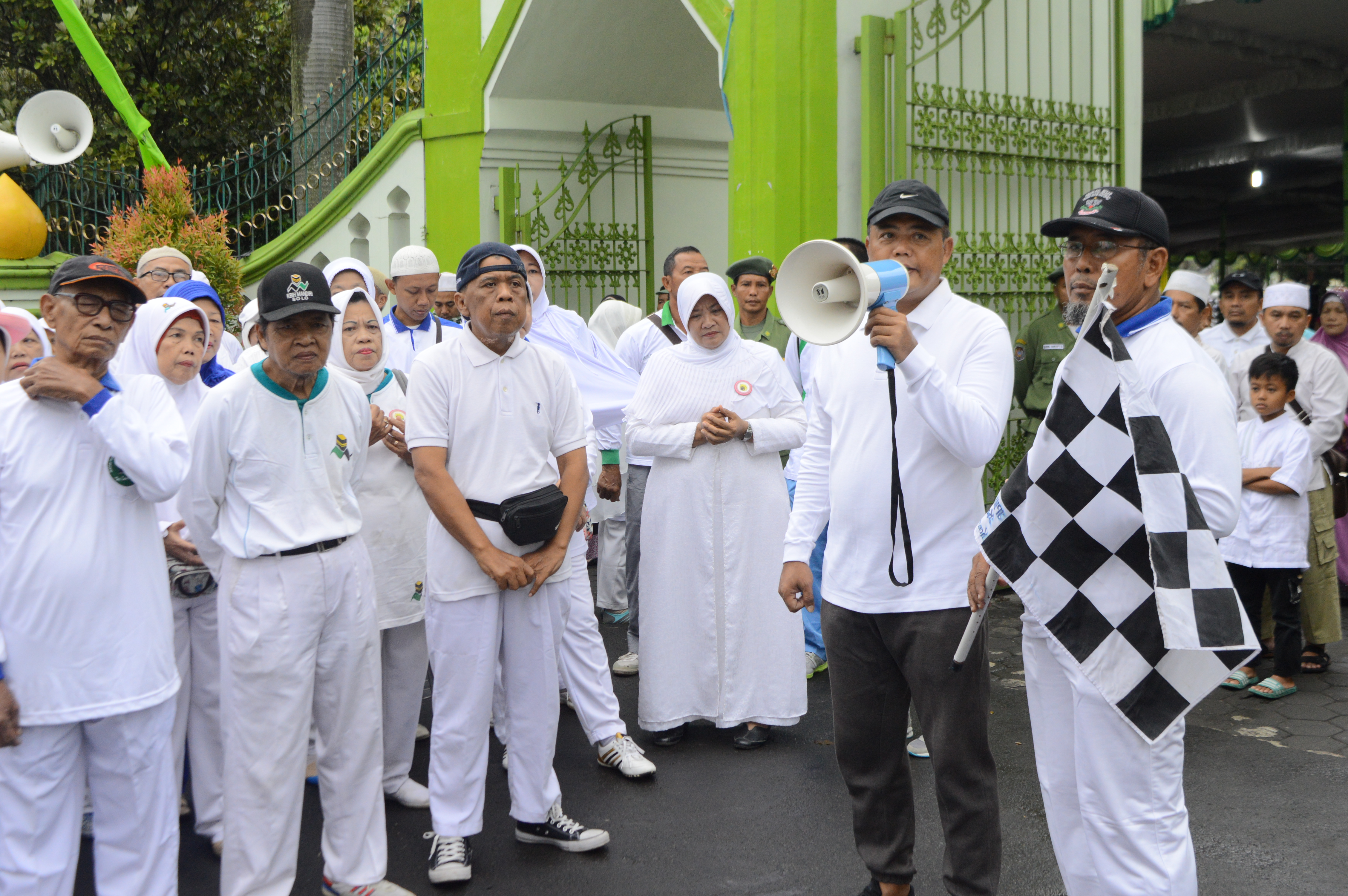 Launching Klinik Haji Pratama, Jalan Sehat, dan Pengajian Akbar IPHI