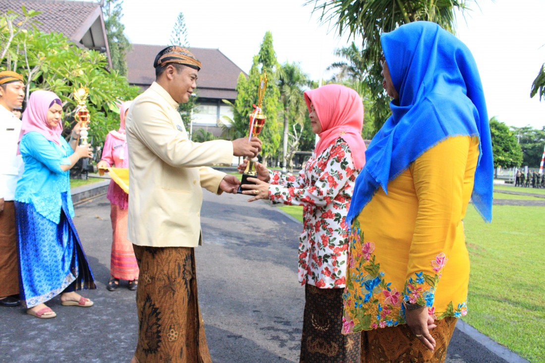 Petugas Perempuan Dominasi Upacara Peringatan Hari Kartini ke-138   