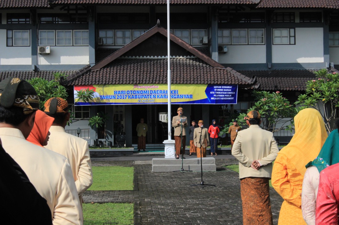 Karanganyar Raih Satyalancana Karya Bhakti Praja Nugraha