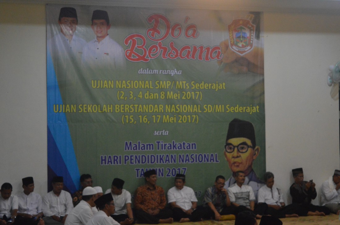 Tirakatan HARDIKNAS