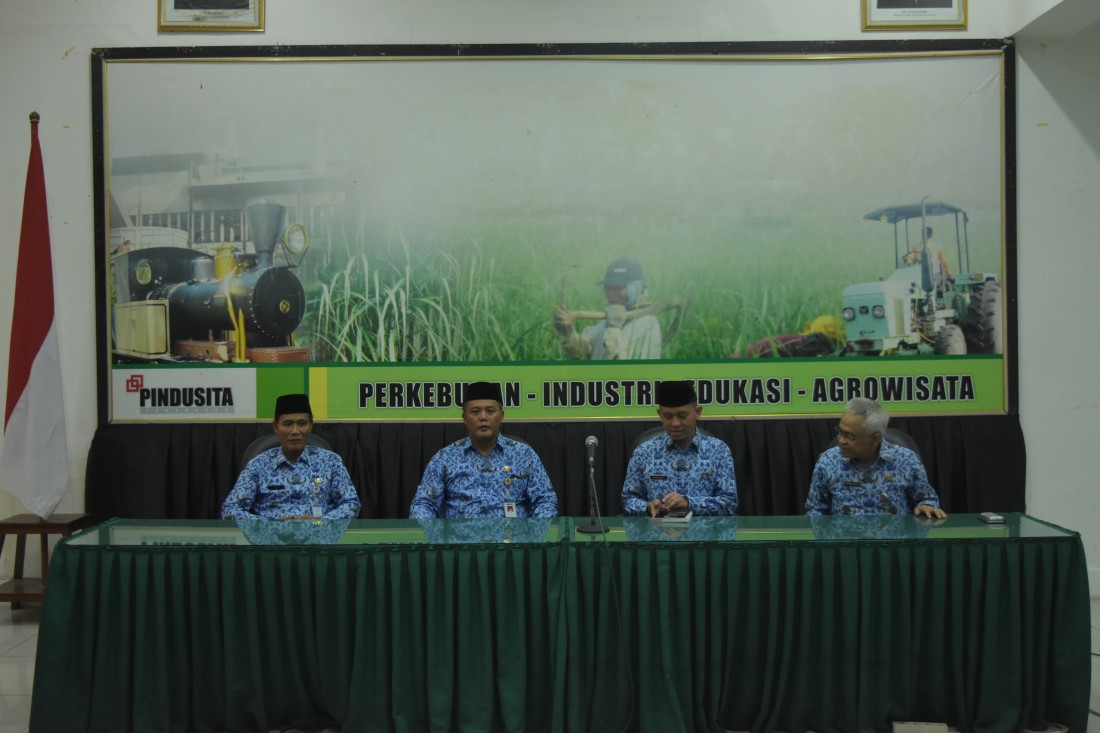 Perangkat Desa Baru Mendapat Peltihan