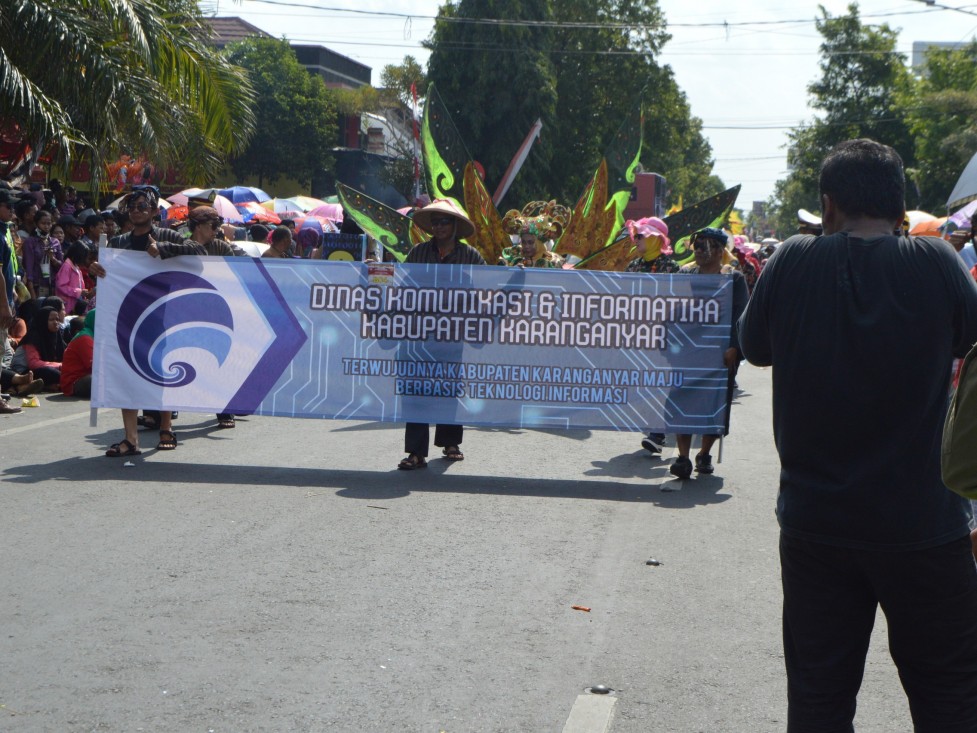 Ratusan Peserta Karnaval Ramaikan HUT Kemerdekaan RI ke-72