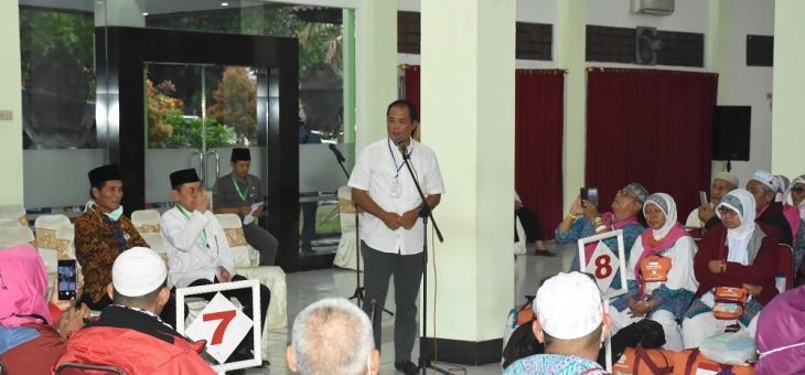 Bupati Karanganyar Sambut Kepulangan Kloter 21