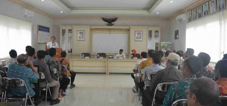Bupati Ajak Pakan Ternak Dicampuri Pupuk Organik
