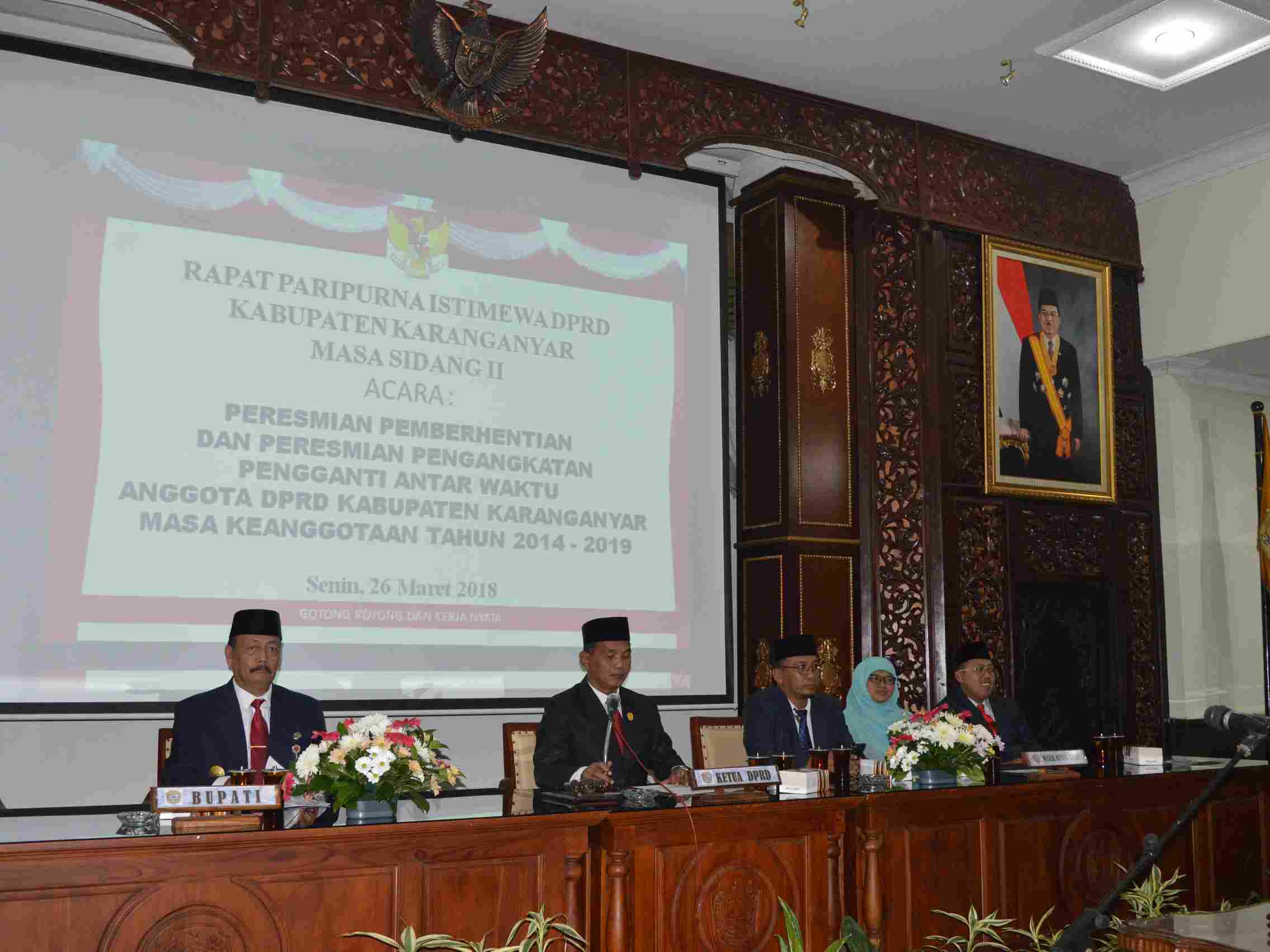 Ketua DPRD Karanganyar Lantik PAW