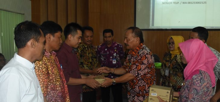Kartu Tani Mudahkan Dapatkan Pupuk Subsidi