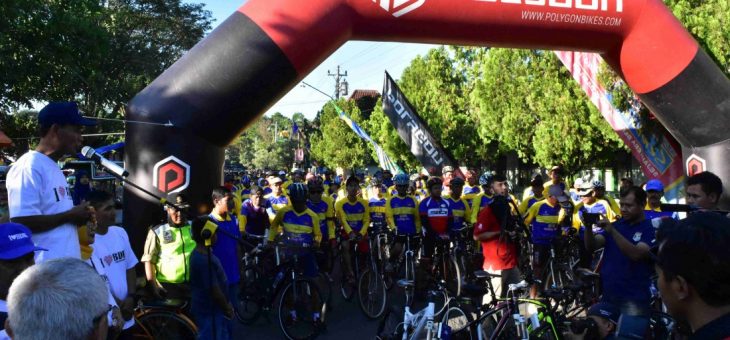 Lounching Kredit Senyum Dan Mobil Keliling