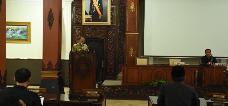 Pjs Bupati Sampaikan Pengantar Laporan Pertanggungajwaban APBD Tahun 2017