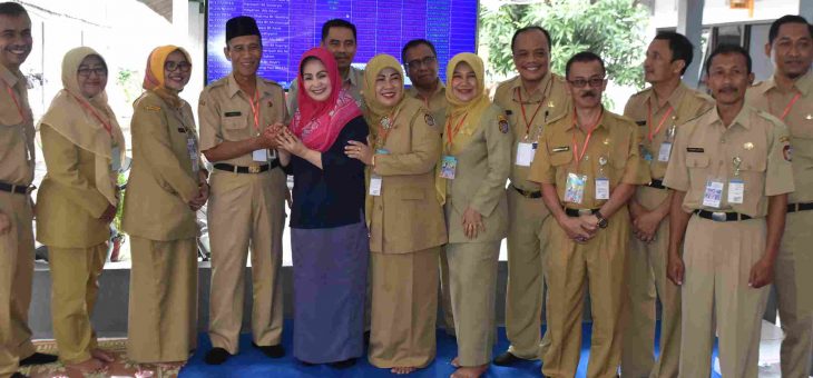 Rina : Siapapun Yang Terpilih Mari Didukung Bersama