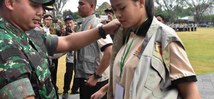 1.997 Personel Pangawas Pemilu Apel Akbar