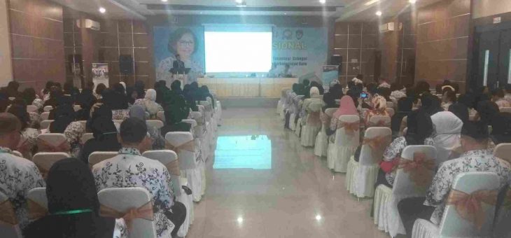 MENGINGINKAN GURU BISA LEBIH MAJU DI ERA KECANGGIHAN TEKNOLOGI