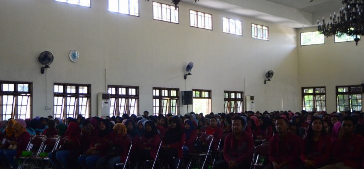 Ribuan Mahasiswa Ditarik dari Lokasi KKN