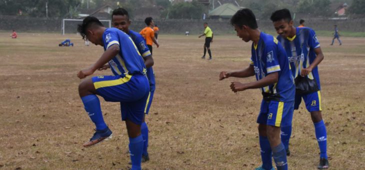 Persika Karanganyar Permalukan Persibas Banyumas di Kandang