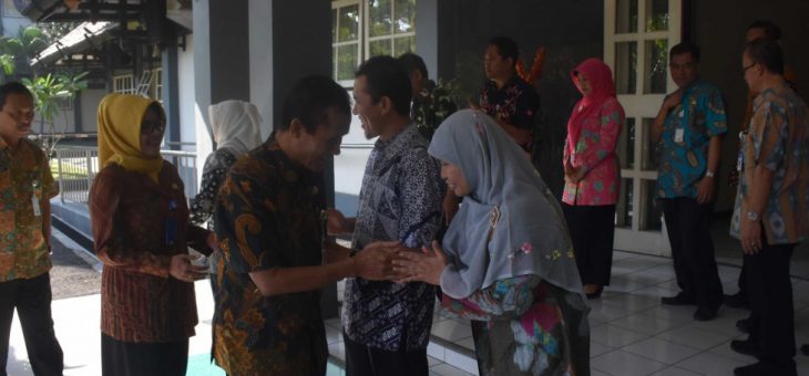 Ditangan Keduanya, Karanganyar Hebat dan Luar Biasa