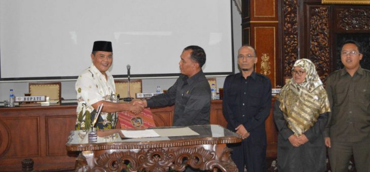 LKPJ AMJ Bupati Karanganyar Tahun 2013-2018 Kepada DPRD Kabupaten Karanganyar