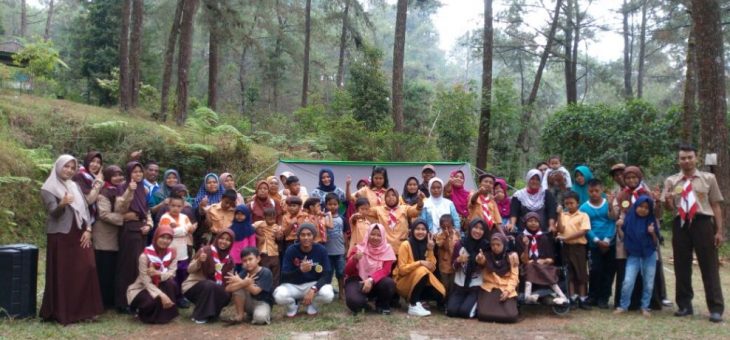 “Family Gathering” SLB Rahmawati Kholid di Tahura