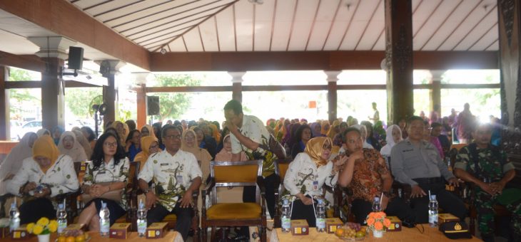 Seminar Peringatan Hari Ibu ke-90, Meningkatkan Peran Wanita dalam Kehidupan Bermasyarakat