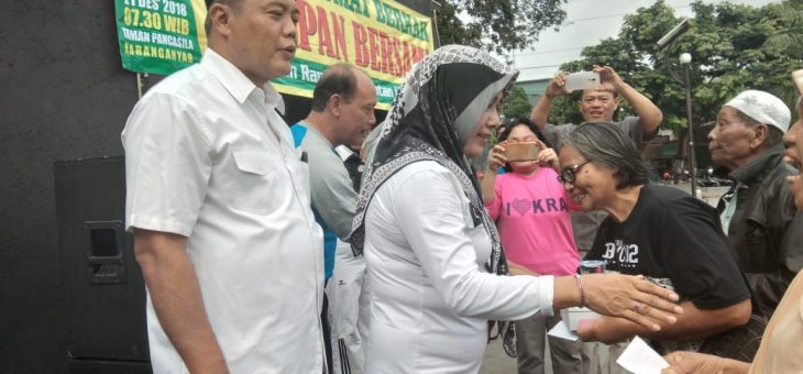 Komunitas Squad Jumat Berkah Sarapan Bersama