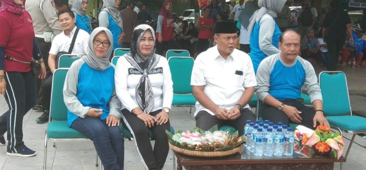 Komunitas SQUAD Jumat Berkah selenggarakan makan gratis bersama kaum dhuafa