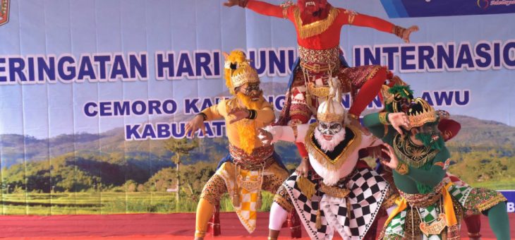 Peringatan Hari Gunung Internasional di Cemoro Kandang Gunung Lawu