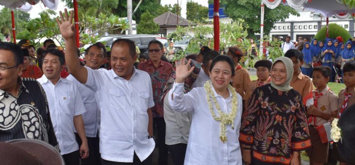 Menteri Puan Kucurkan Dana Bansos Untuk Masyarakat Karanganyar