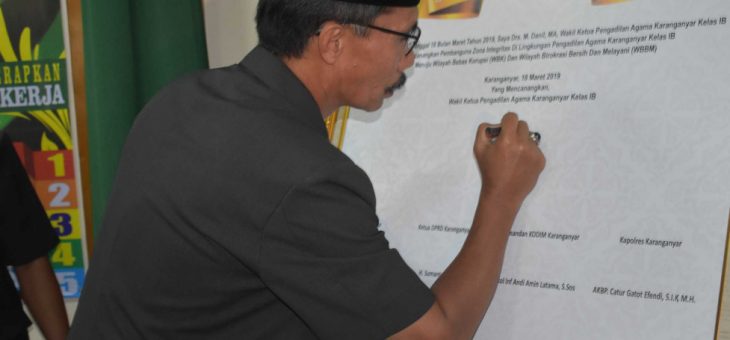 Pengadilan Agama Karanganyar Komitmen Bebas Korups