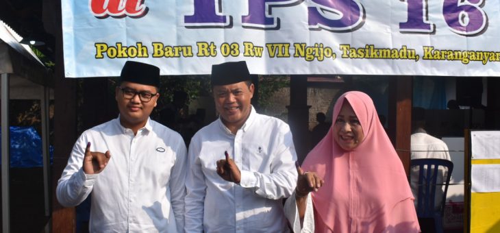 Bupati Ajak Keluarga Coblos TPS 16 Desa Ngijo, Kecamatan Tasikmadu