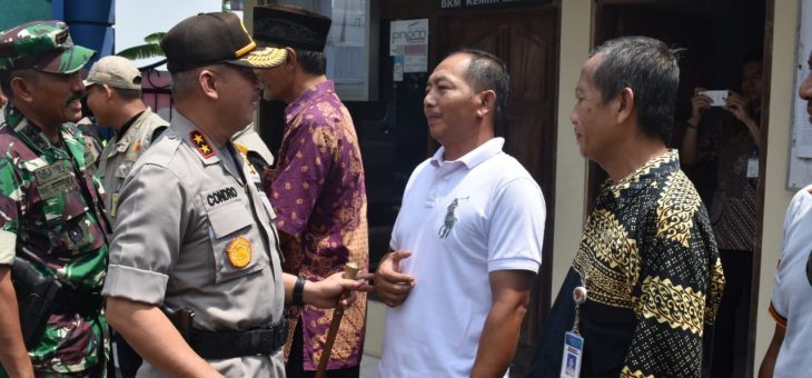Kunjungan Kapolda Jawa Tengah dan Pangdam IV Diponegoro Ke Desa Kemiri, Kebakkramat