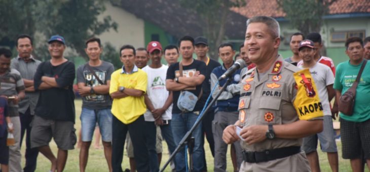 Sambil Nostalgia di Masa Kecil, Kapolda Jateng Buka Turnamen Sepak Bola Bupati Cup