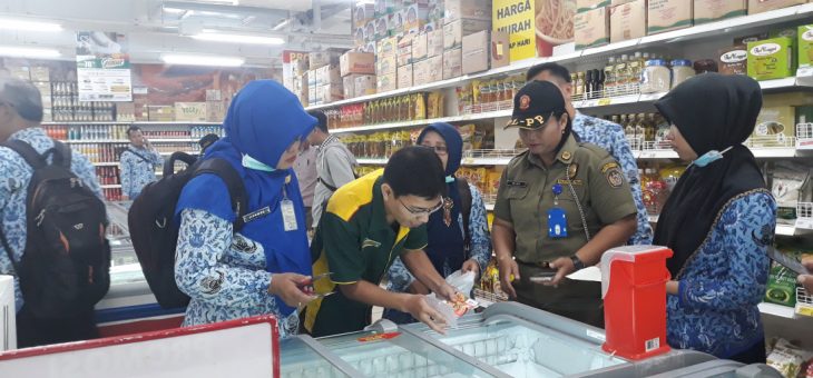 Sidak Makanan Olahan Maupun Kemasan Di Pasar Tradisional Dan Modern