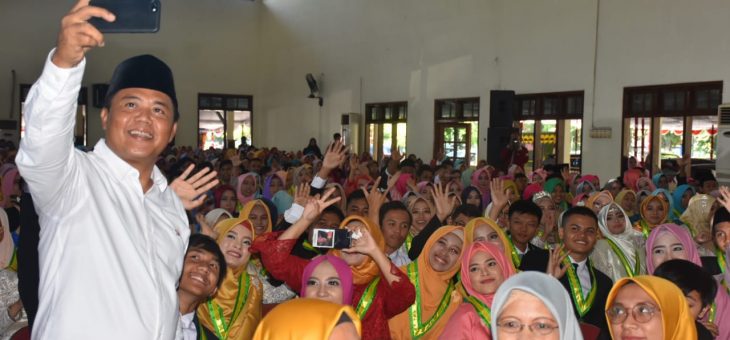 Jangan Berhenti Hanya SMA, Lanjutkan Kuliah