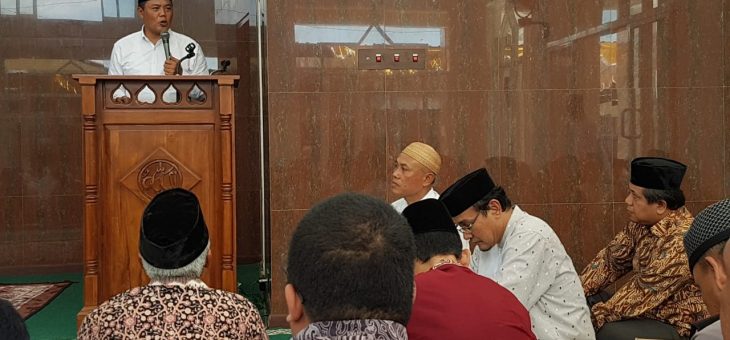 BUPATI RESMIKAN MASJID AL FURQON DI BATURAN COLOMADU