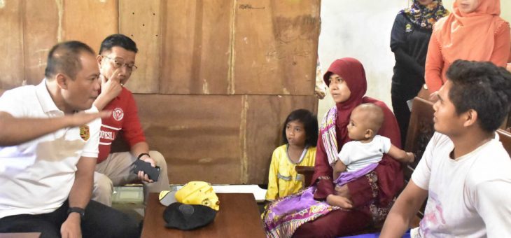 Bupati Datangi Keluarga Yang Tolak Imunisasi