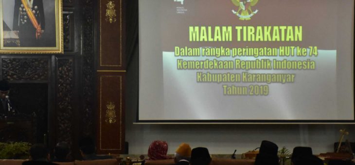 Gelar Malam Tirakatan Memperingati HUT RI ke 74 di Gedung DPRD Karanganyar