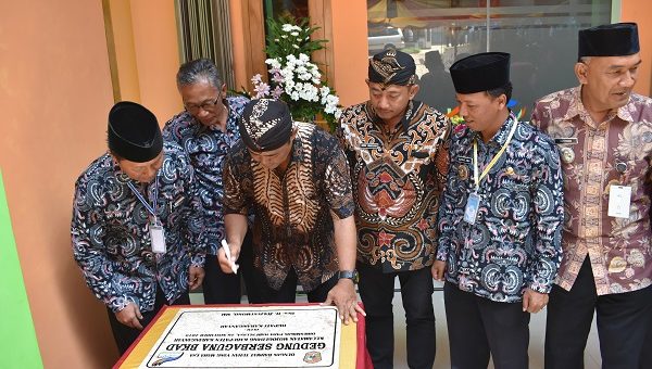 Peresmian Gedung UPK Kecamatan Mojogedang