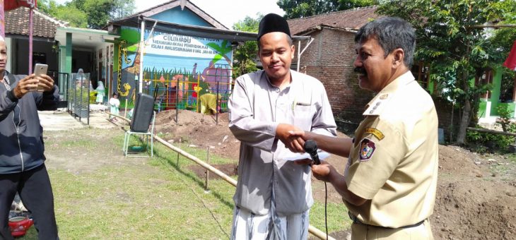 Peletakan Batu Pertama Pembangunan Gedung PAUD Muslimat NU 01 Nurul Huda di Dusun Blambangan