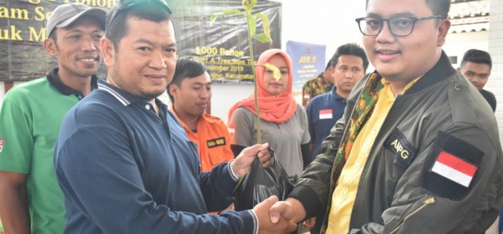 1000 Bibit Alpukat Ditanam Di Desa Menjing