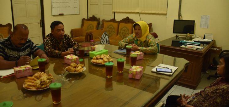 Diskominfo Kabupaten Klaten Menggali Ilmu PPID Ke Diskominfo Kabupaten Karanganyar
